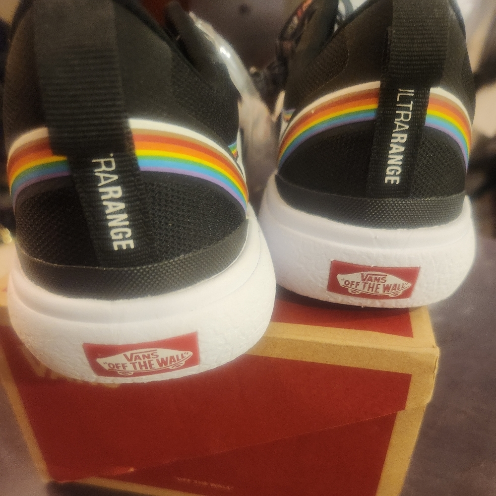 Vans PRIDE size 10.5 women OR 9 MEN ultrarange Exo rainbow 🌈 #pride - Picture 6 of 9